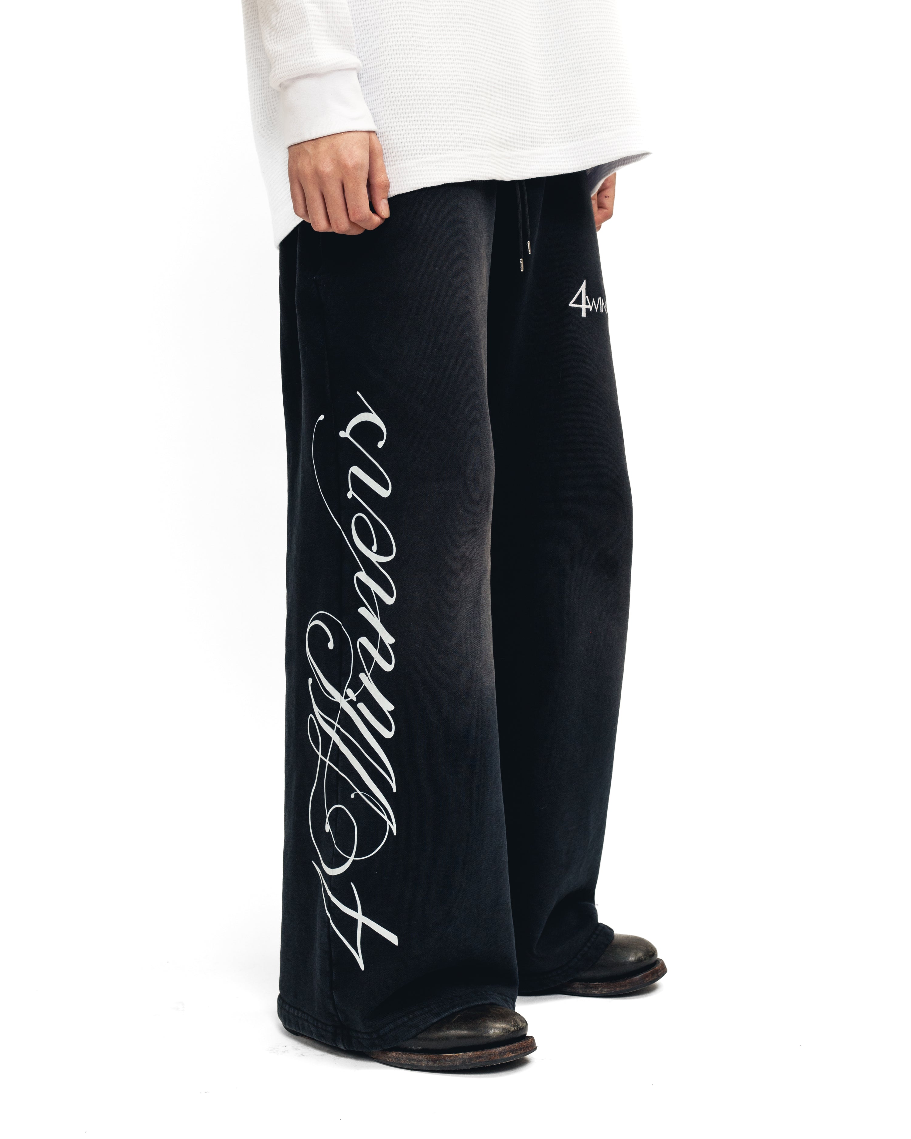Legacy Charcoal Wide-Leg Sweatpant